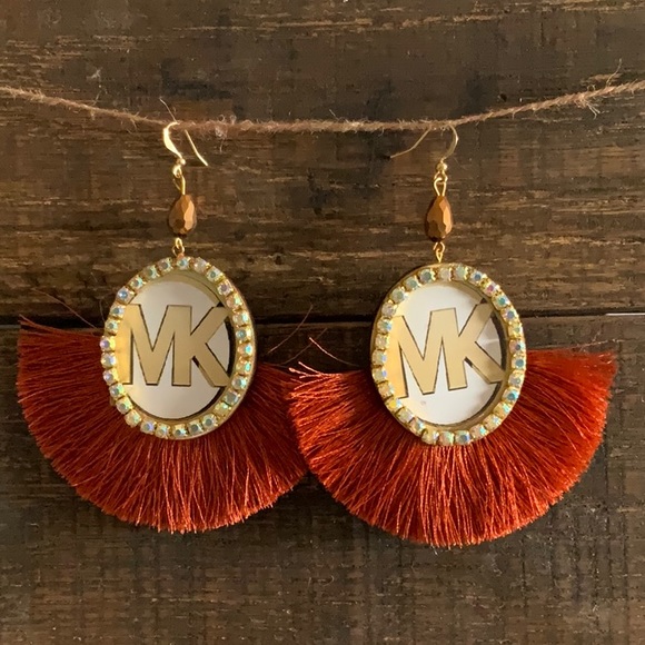 Earrings - Picture 8 of 8